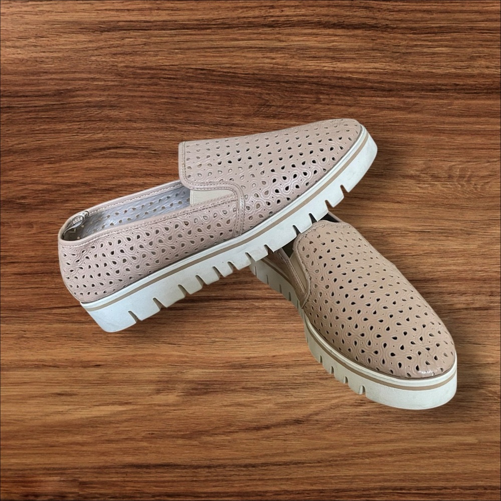 Baldinini Womens Beige Perforated Slip On Platforms Loafers Sz 40 EU / US 9